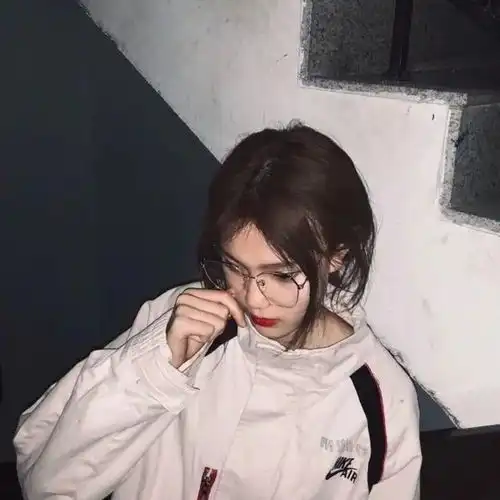 清新女生头像