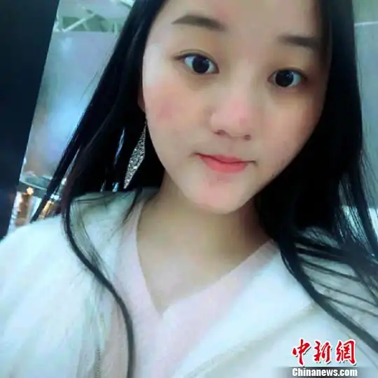 17岁女孩游峨眉山金顶已失联警方和景区正在寻找