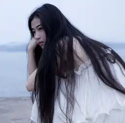 qq皮肤一个人搁浅女生森系