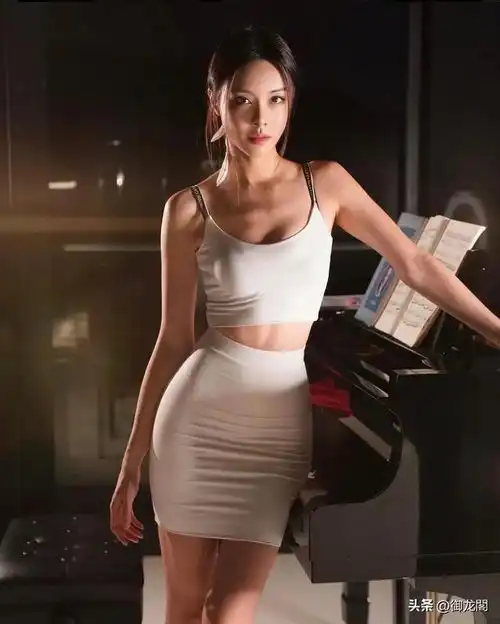 最性感的钢琴家李元玲