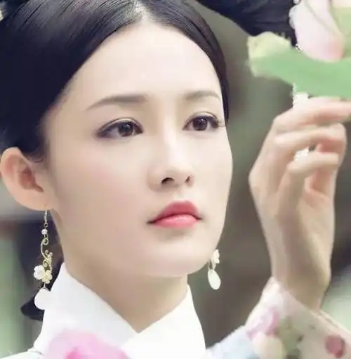 女星热度榜谁最亮眼肖战的荧幕cp与迪丽热巴争奇斗艳