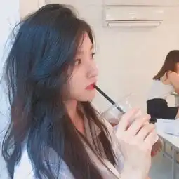 最新小清新yy头像女生唯美个性笑是掩饰悲伤的最好面具