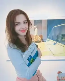 乌兹别克美少女清新美照肤白貌美,气质脱俗宛如仙女