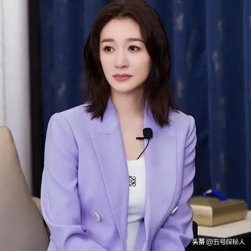 李小冉被富商男友折磨4年,为鄢颇流产,最后男闺蜜砸5亿迎娶她