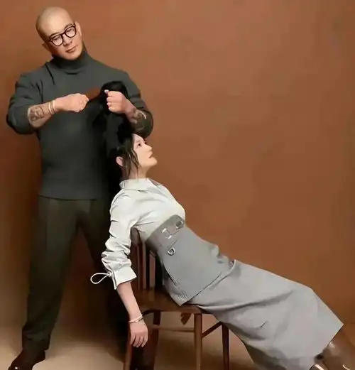 枫可怜ipx758在线破解版20250312063039大s和具俊晔,拍的这些照片看起来像纸扎人一样,很瘆人