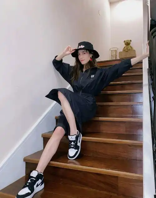 叮春日穿搭攻略已送达,和华谊兄弟新星们学起来