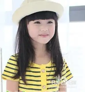 小女生长发发型打造甜美小公主