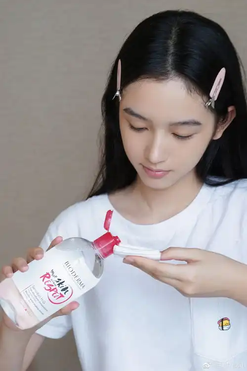 个人觉得周也的骨相会很抗老