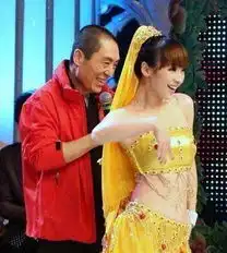 朝央视美女主播曝光揭秘柳岩李思思当红女主播成名史