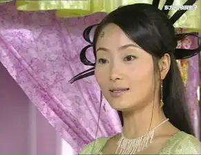 发型需要啫喱水定型的古装女子,花牵牛妖娆多姿慕容秋荻霸气