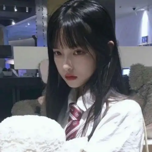 数学成绩烂的女孩子,89有这3特征,老师有点上头