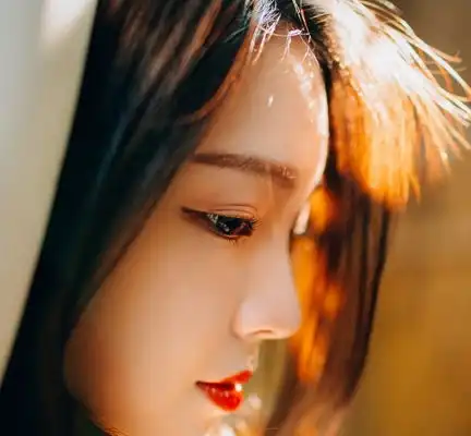 爱笑的女生,自然会比较乐观,哪些星座乐观爱笑好运气