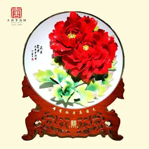 洛阳70后小伙精心研制不凋谢的牡丹花,将牡丹文化带出国门
