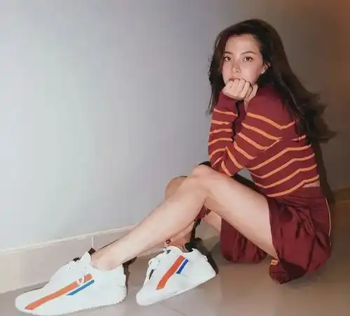 她是泰娱圈内独一无二的绝顶美女,没有之一