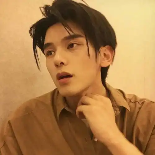 真人男生头像不要轻易说爱,许下的承诺就是欠下的债