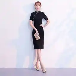 能穿这个颜色的女人,气质都不一般