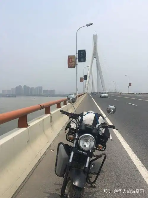 穿越西藏女生骑摩托独行西藏记录