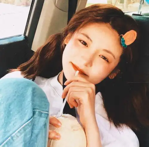 珍藏超久的ins微信头像