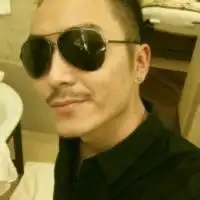 女人花白色油桐唱吧,听见歌声遇见你