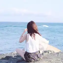 背影头像女生长头发小清新2018你的眼睛酷似星辰
