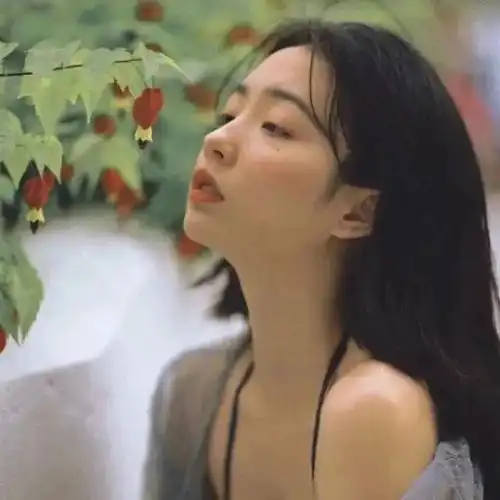 真人ins女生头像
