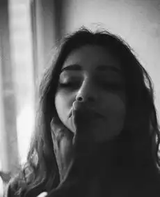 欧美黑白女头像