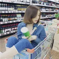 逛街女孩qq两姐妹头像你是我最真情的陪伴