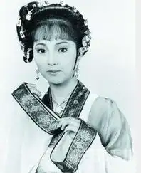 宋丹丹20年对比照女星越老越豁得出去