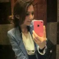 微信头像拿苹果的女孩微信头像图片大全