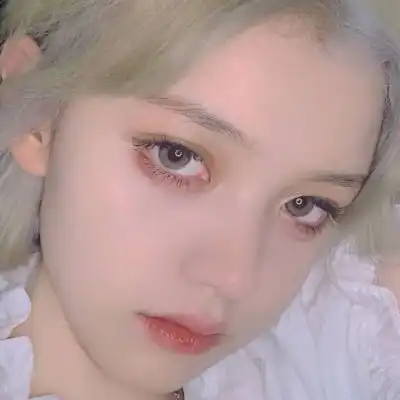 女生头像温柔干净气质御姐高清图片