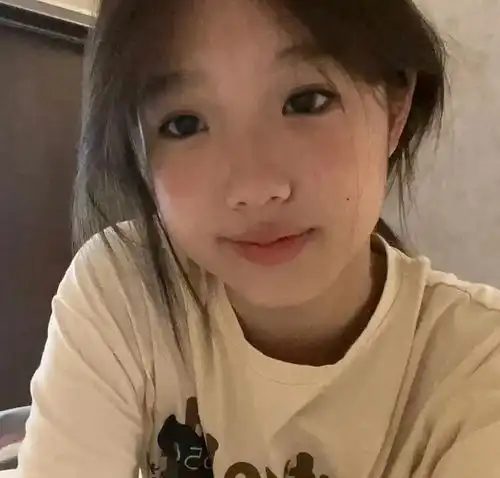 钟丽缇14岁二女儿发文道歉不满网友指指点点,留言回怼言语粗鄙