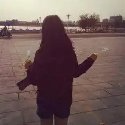 女生或男生头像背影