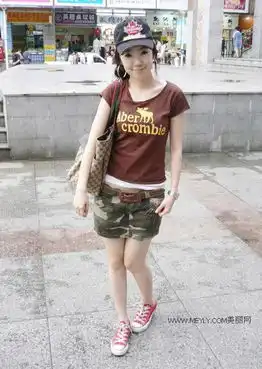 哈韩少女装街头真人秀