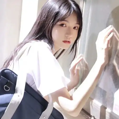 2020.12.15干净女生头像