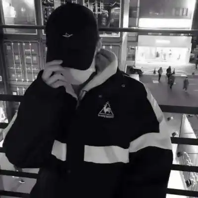 帅气阳光的男生头像,想到白头想到偕老的男生