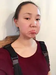 吉祥三宝小女孩近照曝光浓妆美艳狂野酷爱自拍