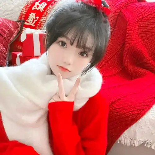 crybear女头新年头像