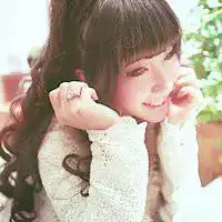 温馨女生长发飘逸头像微信头像图片大全