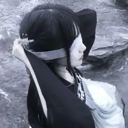 漂亮女生闺蜜头像同一人两人一人一张