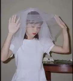女生头像喜欢一个人的时候,是不自信的,甚至更多的是自卑