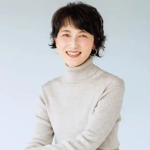 中年女人短发太洋气了吧看这11款短鲍勃,让你时髦又显年轻