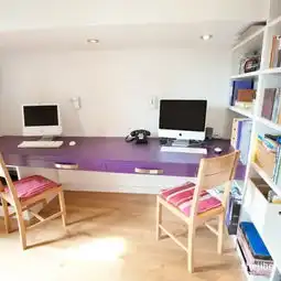 书房书桌效果图