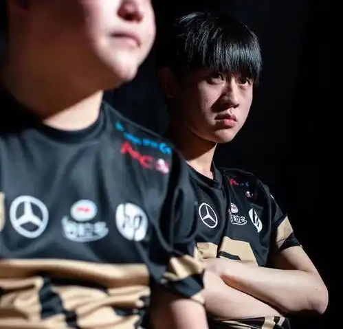 骚男深度解析rng8强原因网友盛赞说出了我们不敢说的