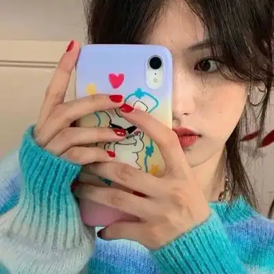 氛围感女生头像真人清新