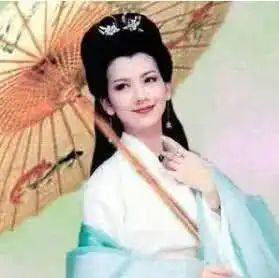 同样是撑伞,赵雅芝最经典,吴倩最霸气,刘亦菲姿势无人可模仿