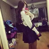 迷人女生的自拍头像有多少人是在掩藏中度过