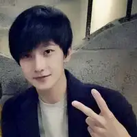 小鲜肉杨洋帅气qq男生头像