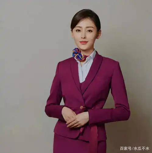 抹胸纱裙惊艳全场,张天爱成为焦点,网友我看到了王祖贤的影子