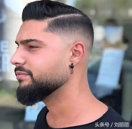 2018秋季男士发型流行刻痕头49款,让你帅的不一般