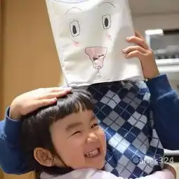 你的新头像上线这个靠丑萌火遍全球的日本小女孩,简直治愈极了